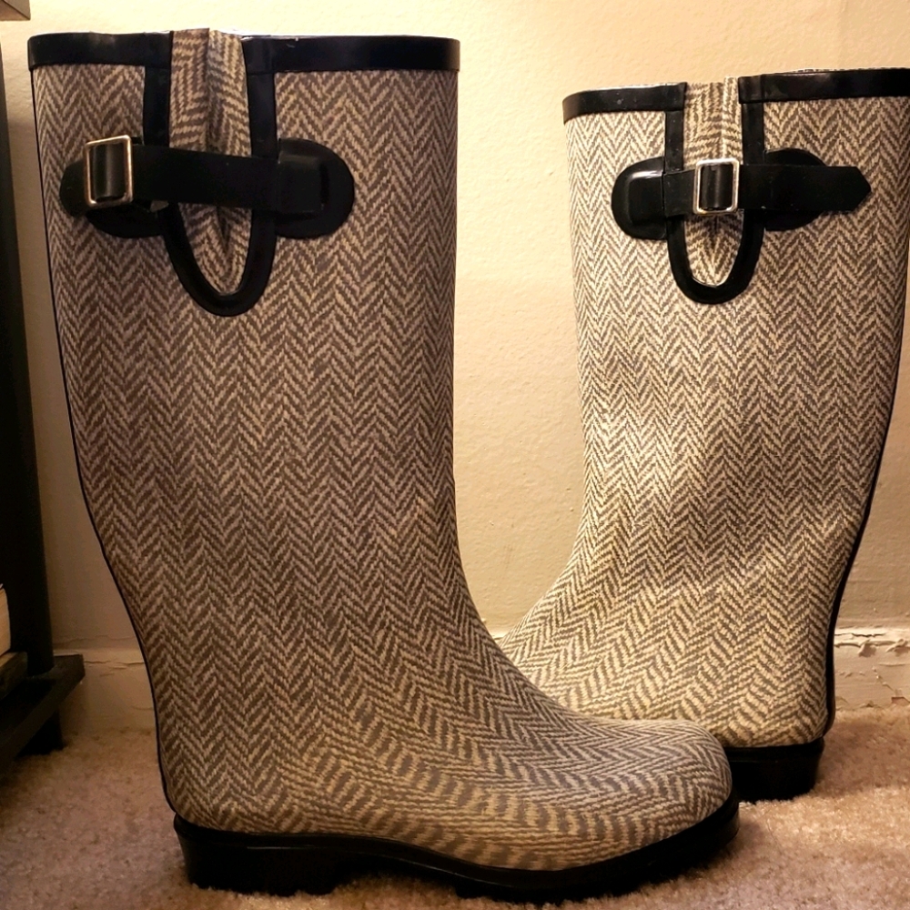 Nomad Rain Boots